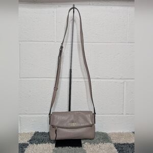 Kate Spade Cobble Hill Mini Carson Pebble Leather Crossbody | Taupe